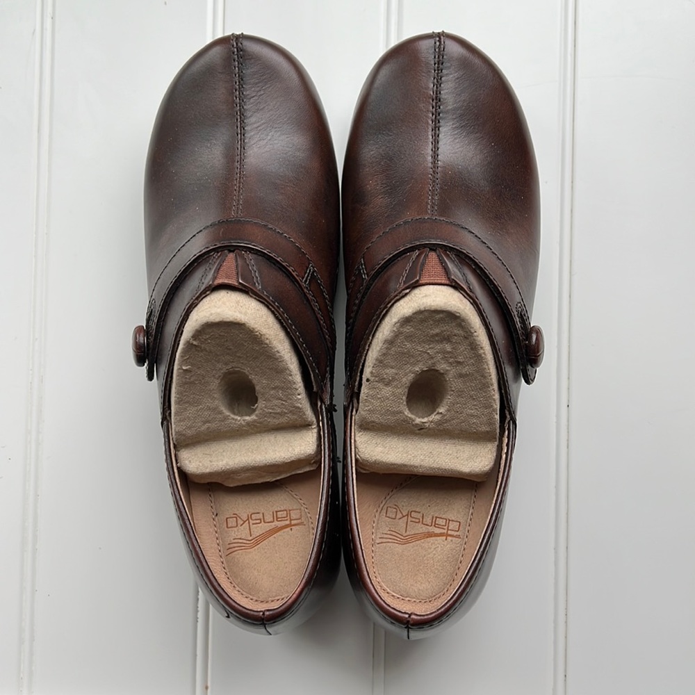 NWT dansko solstice shoes